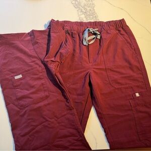Figs Men's Maroon Scrub set